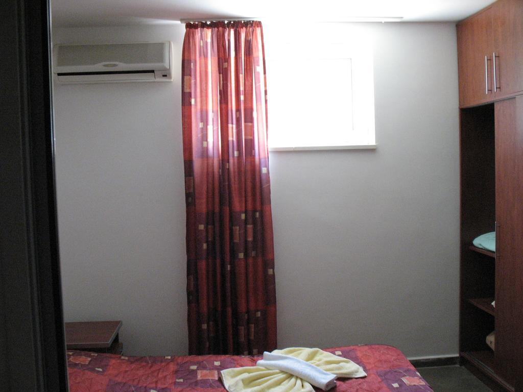 Milennia Family Hotel Slantschew brjag Zimmer foto